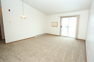 Maria Place Apartments in Fargo, ND - Foto de edificio - Interior Photo