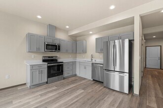 9625 E Nixon Ln in Spokane Valley, WA - Foto de edificio - Building Photo