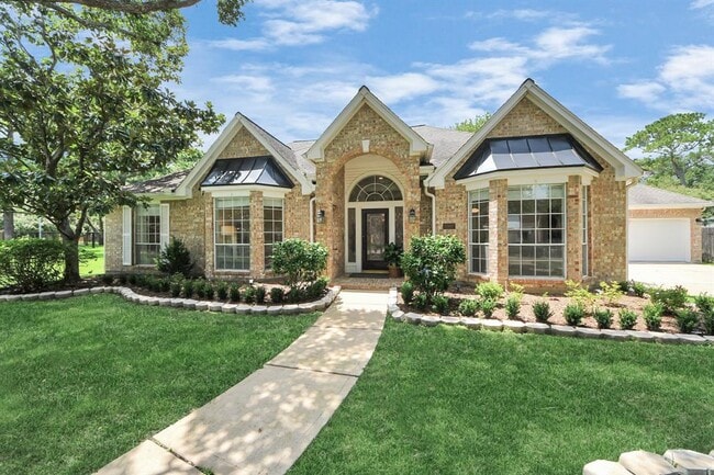 property at 2007 Crystal Downs Dr