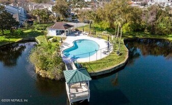 323 Sand Castle Way in Neptune Beach, FL - Building Photo