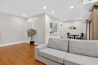 12301 Braxfield Ct in North Bethesda, MD - Building Photo - Building Photo