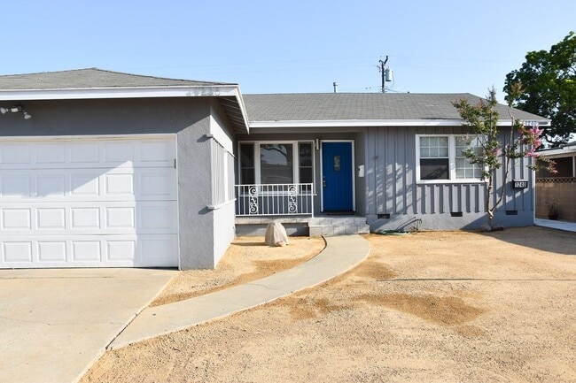 property at 1238 E Locust Ave
