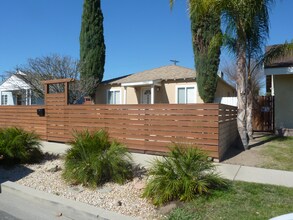 17565 Bullock St in Los Angeles, CA - Building Photo - Building Photo