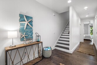 4923 E County Hwy 30A in Santa Rosa Beach, FL - Building Photo - Building Photo