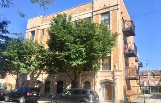 2120 W Washington Blvd in Chicago, IL - Building Photo