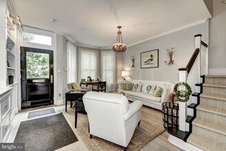 2229 Hall Pl NW in Washington, DC - Building Photo - Building Photo