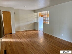 1044 Montview Rd in Fort Collins, CO - Building Photo - Building Photo