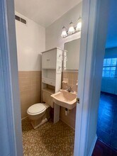 1002 Willow Dr in Chapel Hill, NC - Building Photo - Building Photo