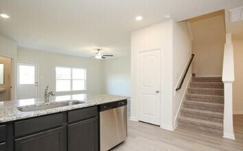 545 Bains St in Pattison, TX - Building Photo - Building Photo