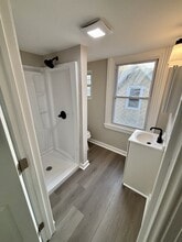 957 Springfield Rd, Unit 3 in Darby, PA - Foto de edificio - Building Photo