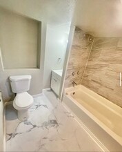 715 Utica Ave in Pueblo, CO - Foto de edificio - Building Photo