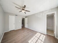 9204 Campbell Rd photo'