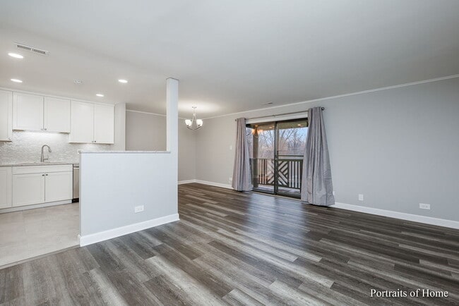 1780 Gloucester Ct in Wheaton, IL - Building Photo - Building Photo