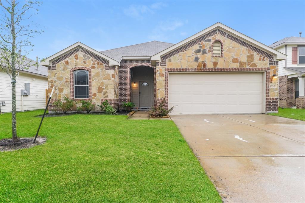 20101 Torrey Pines Ln in Cleveland, TX - Foto de edificio