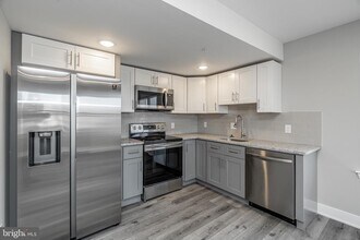 616 Union St in Philadelphia, PA - Foto de edificio - Building Photo