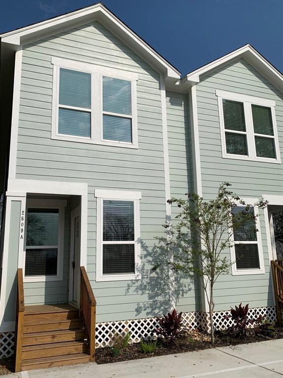 2509 S Grand Blvd-Unit -A in Pearland, TX - Building Photo - Building Photo