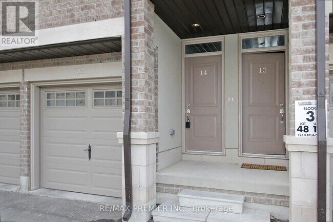 125 Kayla Crescent in Vaughan, ON - Building Photo - Building Photo