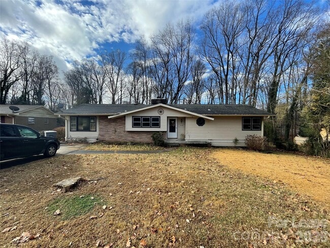 property at 6225 Branch Hill Cir