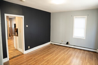 1 Kendall St, Unit 101 in Providence, RI - Foto de edificio - Building Photo