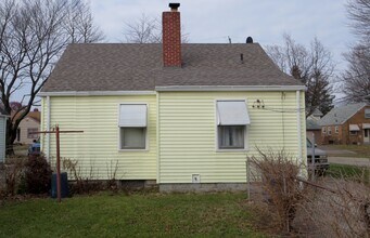 4442 Caroline Ave in Toledo, OH - Building Photo - Building Photo