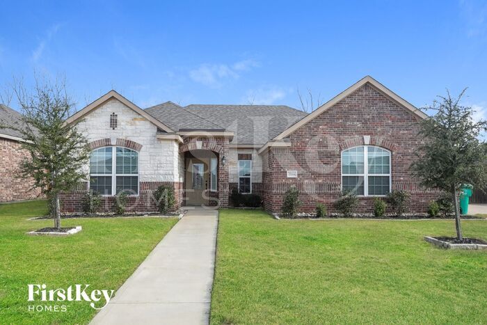 2004 Autumn Dr in Glenn Heights, TX - Building Photo