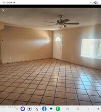 8010 W Westview Dr in Phoenix, AZ - Building Photo - Building Photo