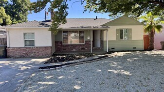 4208 20th Ave in Sacramento, CA - Building Photo