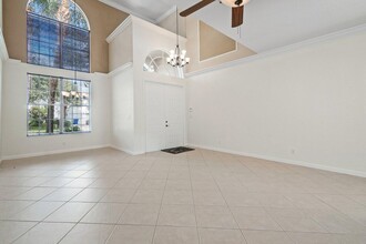 285 Berenger Walk in Royal Palm Beach, FL - Building Photo - Building Photo