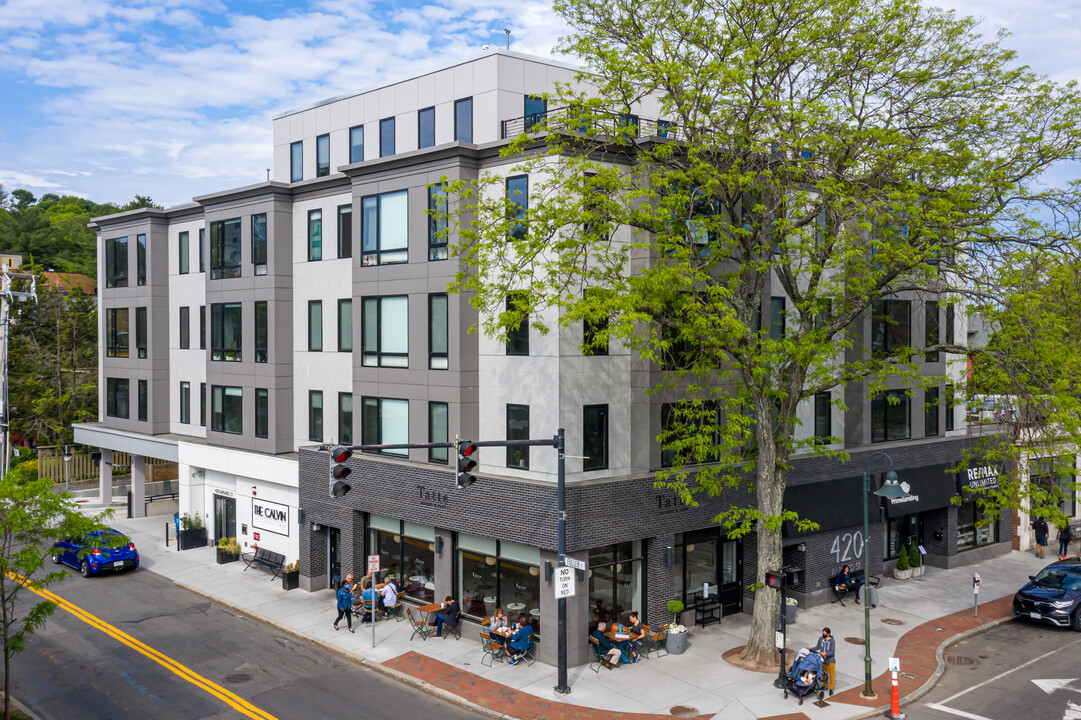 The Calvin at Coolidge Corner in Brookline, MA - Foto de edificio