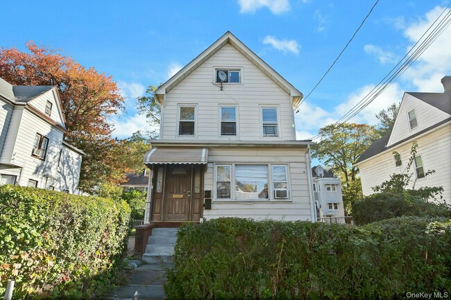 333 S 6th Ave in Mount Vernon, NY - Building Photo - Building Photo