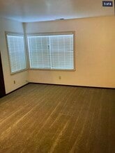 421 37th St in Richmond, CA - Building Photo - Building Photo