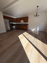 1033 Northeast Kayak Loop, Unit #2 in Bend, OR - Building Photo - Building Photo