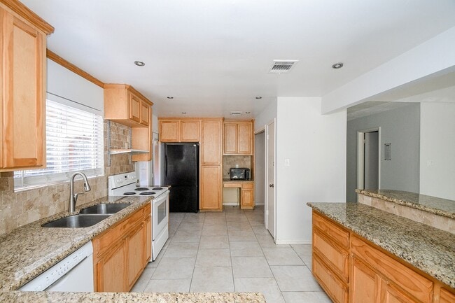 7538 Quail Meadow Dr