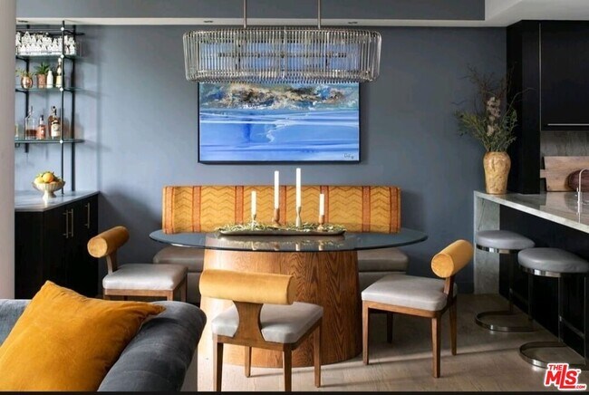 1755 Ocean Ave in Santa Monica, CA - Building Photo - Building Photo