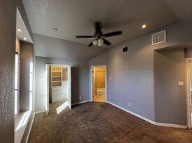 10622 Gaylord Dr in San Antonio, TX - Building Photo