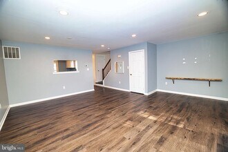 14436 Whisperwood Ct in Montclair, VA - Building Photo - Building Photo