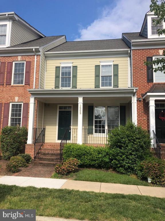 property at 3909 Addison Woods Rd