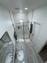 5864 Kobe Bryant St in El Paso, TX - Foto de edificio - Building Photo