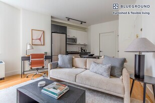 63 Wall St in New York, NY - Building Photo