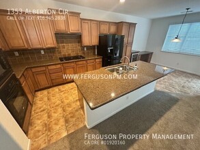 1353 Alberton Cir in Lincoln, CA - Building Photo - Building Photo
