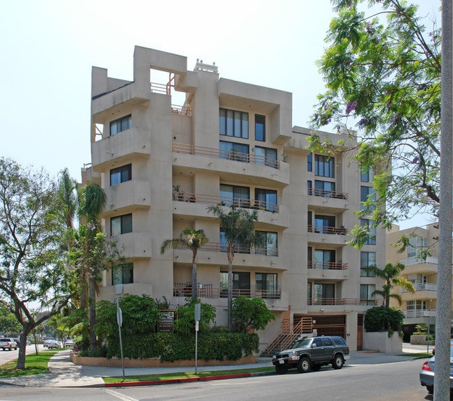 8544 Burton Way in Los Angeles, CA - Foto de edificio - Building Photo