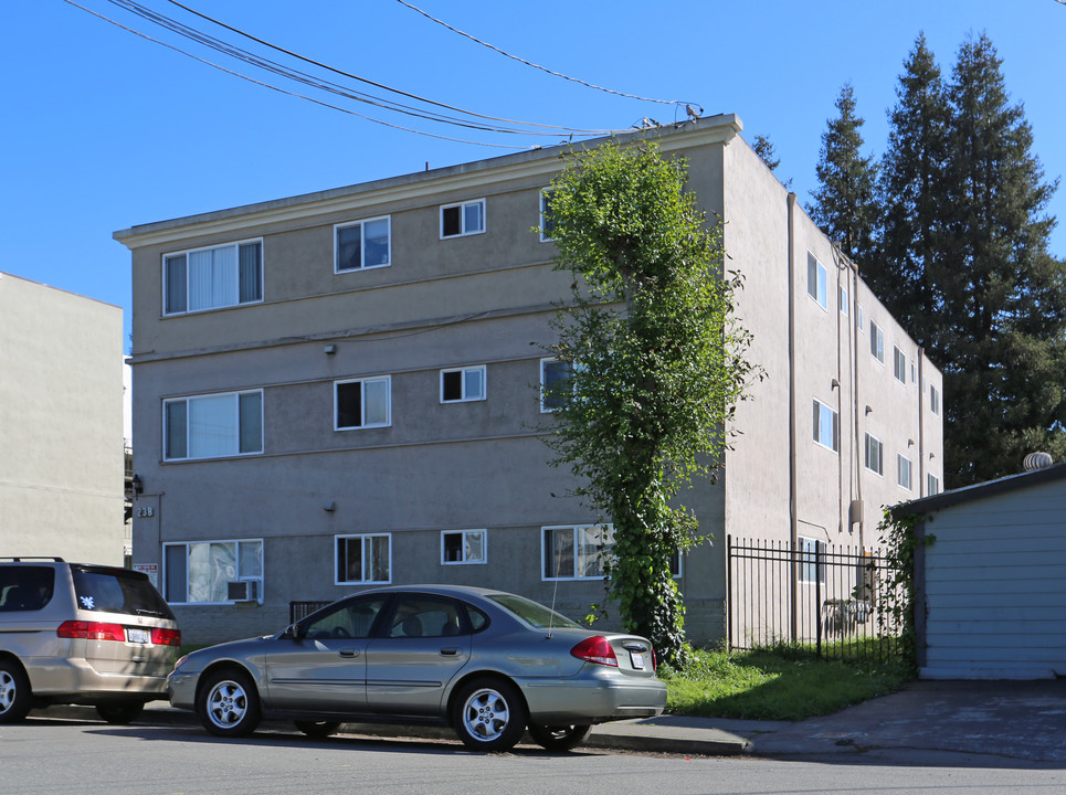 238 Albion Ave in San Lorenzo, CA - Foto de edificio