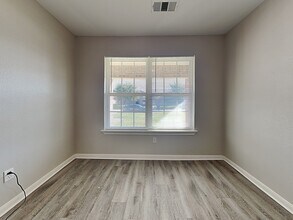 18019 Kinsale Valley Ln, Unit 1104 in Houston, TX - Building Photo - Building Photo