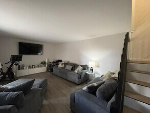 303 Arabian Rd in Palm Springs, FL - Building Photo - Building Photo