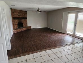 3406 Foxford Trail in Arlington, TX - Building Photo - Building Photo