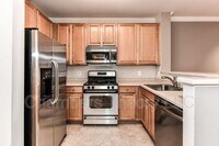 12001 Market St photo'