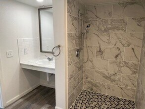 8100 Seawall Blvd in Galveston, TX - Building Photo - Building Photo