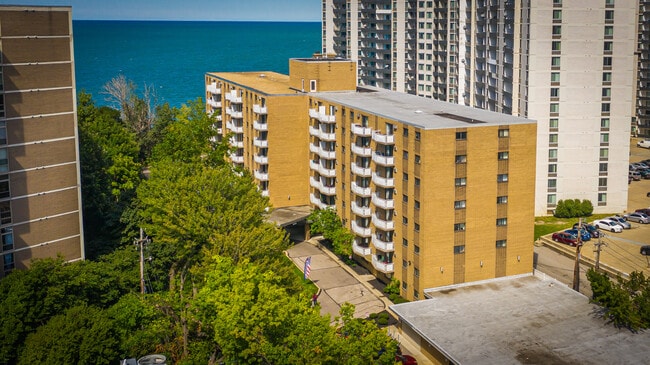 The Riviera in Euclid, OH - Building Photo - Building Photo