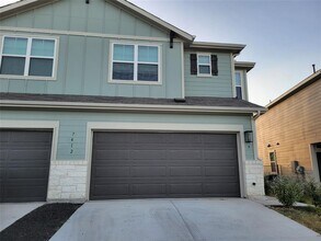 7412 Sparkling Light Dr in Austin, TX - Building Photo - Building Photo