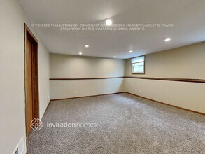 2457 Spruce Pl in White Bear Lake, MN - Building Photo - Building Photo